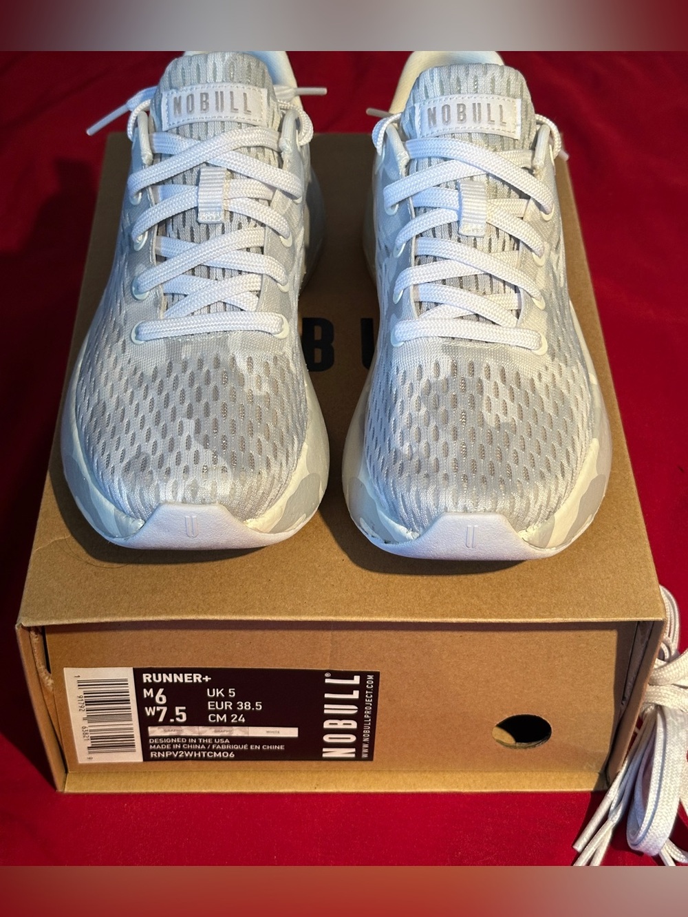 NoBull Runners Woman’s Sz 7.5